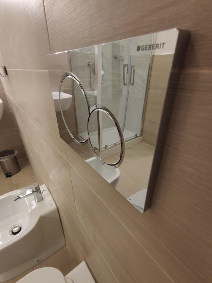 Sami Luxury Rooms 3 8 0 7 9 4 9 2 5 3 Syrakuzy Zewnętrze zdjęcie