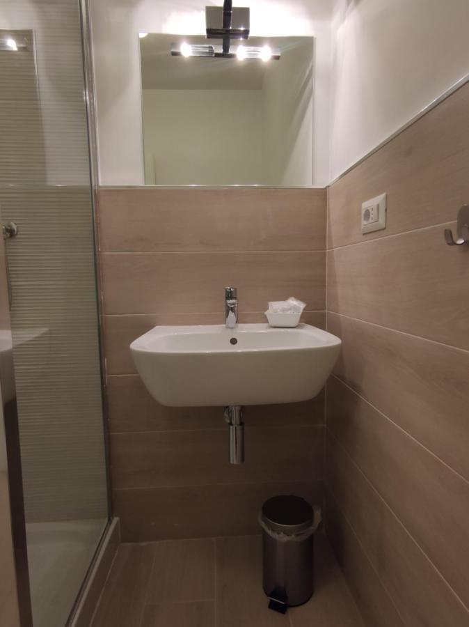 Sami Luxury Rooms 3 8 0 7 9 4 9 2 5 3 Syrakuzy Zewnętrze zdjęcie