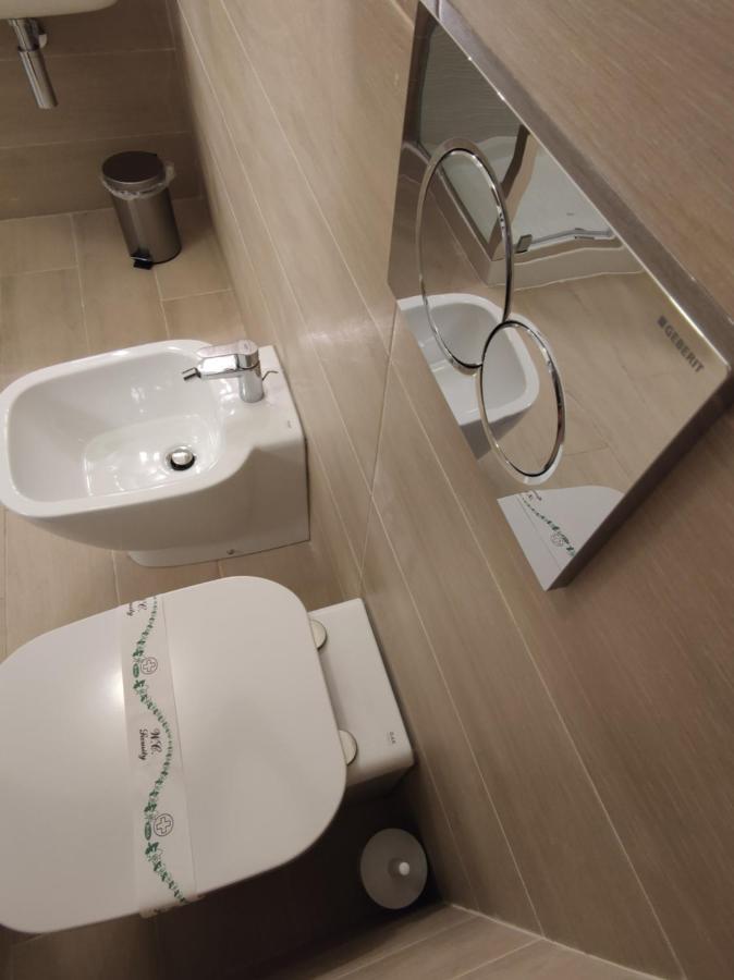 Sami Luxury Rooms 3 8 0 7 9 4 9 2 5 3 Syrakuzy Zewnętrze zdjęcie