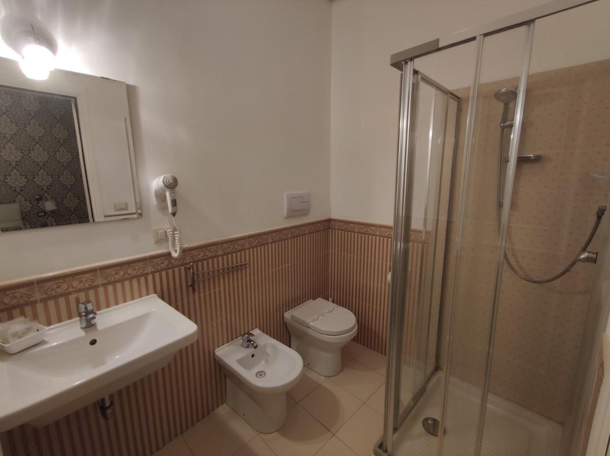 Sami Luxury Rooms 3 8 0 7 9 4 9 2 5 3 Syrakuzy Zewnętrze zdjęcie