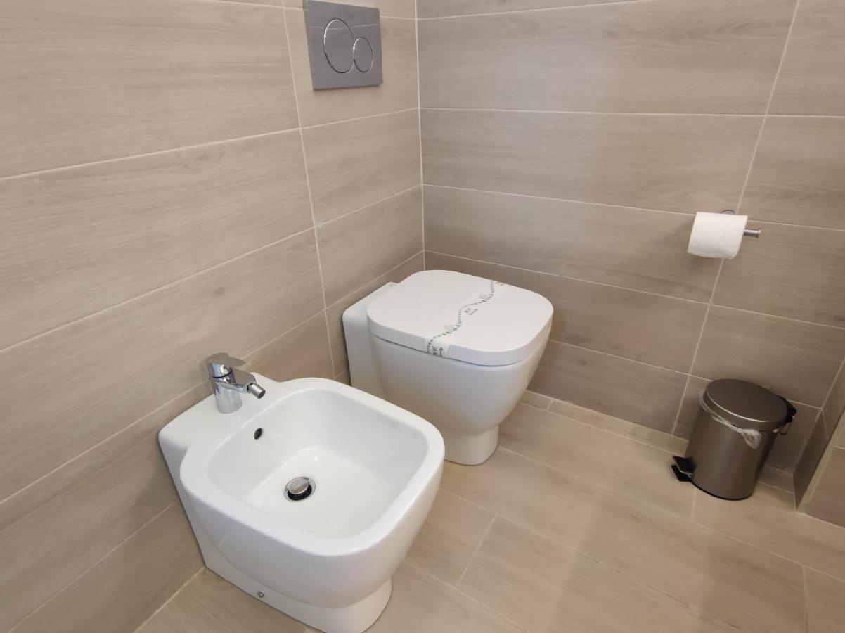 Sami Luxury Rooms 3 8 0 7 9 4 9 2 5 3 Syrakuzy Zewnętrze zdjęcie