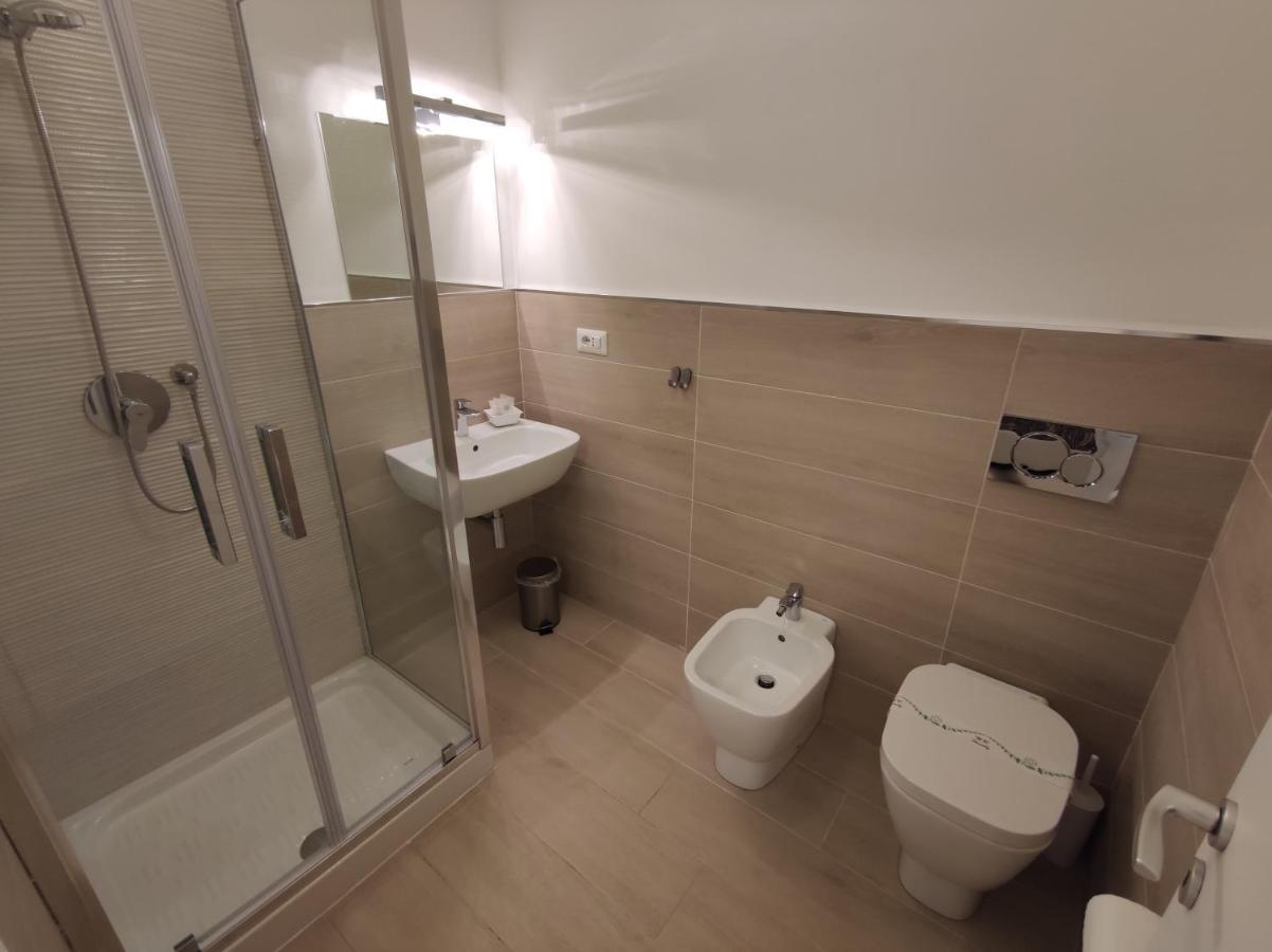 Sami Luxury Rooms 3 8 0 7 9 4 9 2 5 3 Syrakuzy Zewnętrze zdjęcie
